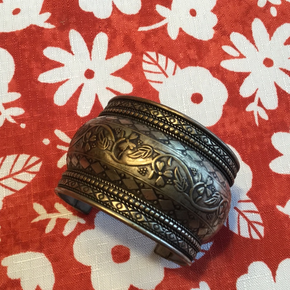 Distressed silver bracelet